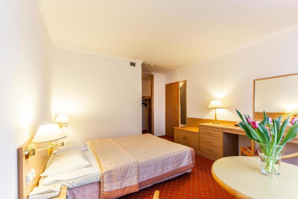 Hotel Solny 코워브제크 외부 사진
