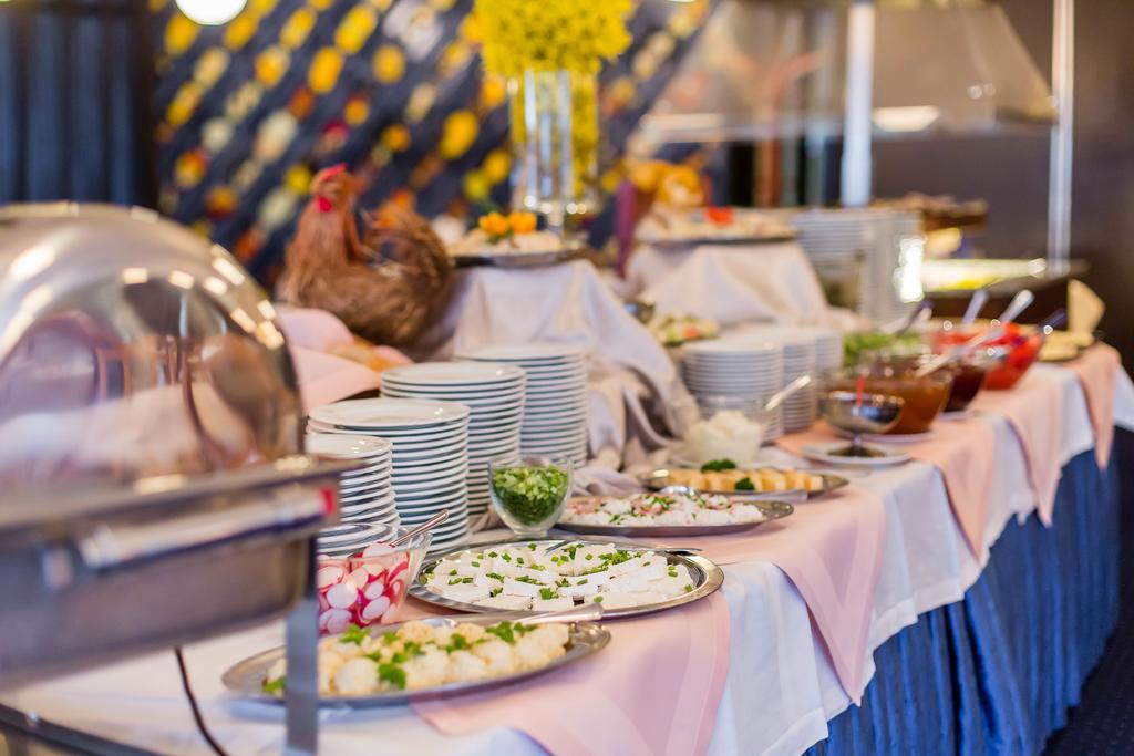 Hotel Solny 코워브제크 외부 사진