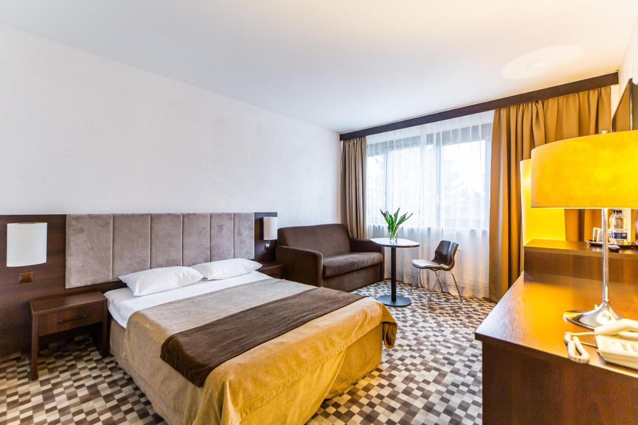 Hotel Solny 코워브제크 외부 사진